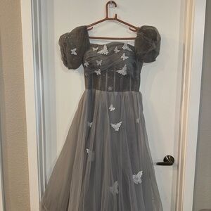 Girls Puff-Sleeve Tulle Dress with Butterfly Appliqués - Gray